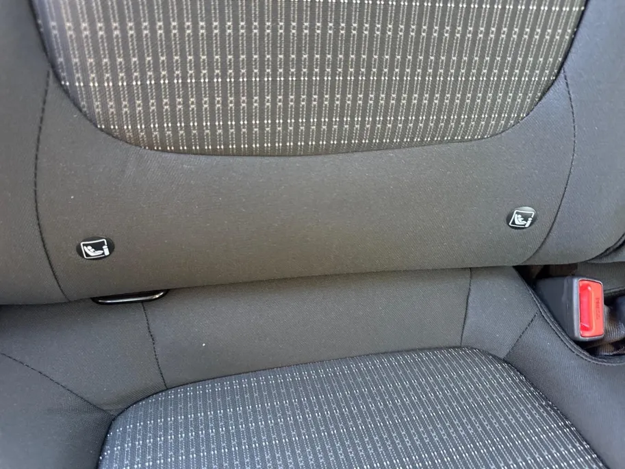 Kia Stonic DynamicLine Automaat | Navi | Clima | Camera | Cruise Control | LM Velgen | Apple Carplay | Android Auto