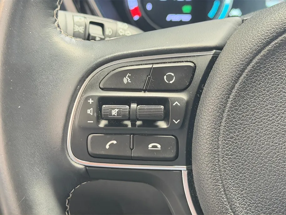Kia e-Niro DynamicLine 64 kWh NAVIGATIE | CLIMATE CONTROL | CRUISE CONTROL | APPLE CARPLAY & ANDROID AUTO | ACHTERUITRIJCAMERA