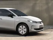Volkswagen ID. Polo Life 37 kWh accu, 116 PK · Zijruiten achter en achterruit getint ·