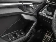 Audi A3 Sportback 40 TFSIe 204pk S Edition · Camera · Apple/Android Car Play · Parkeer Assistent · Stoelverwarming · Sportstoelen · Sfeerverlichting · Garantie t/m 06-10-2029 of 100.000km