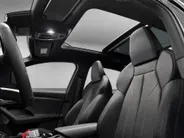 Audi Q6 e-tron edition 83 kWh 252pk · SOH 96,3% · Panoramadak · 360 Camera · Inklap. Trekhaak ·  Luchtvering · Stuur- & Stoelverwarming · Apple/Android Car Play · Garantie t/m 13-07-2030 of 100.000km