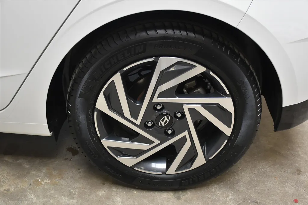 Hyundai i20 1.0 T-GDI DCT AUT Comfort Smart | Navigatie | Camera