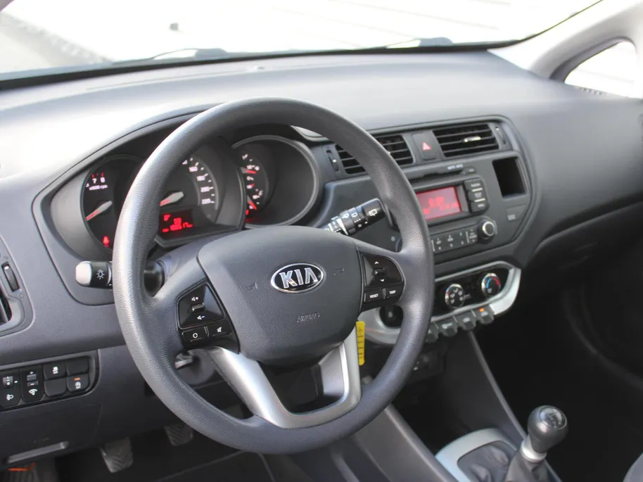 Kia Rio 1.2 CVVT ComfortLine 15' LM | Airco | Dealeronderhouden | Trekhaak afneembaar | Bluetooth |