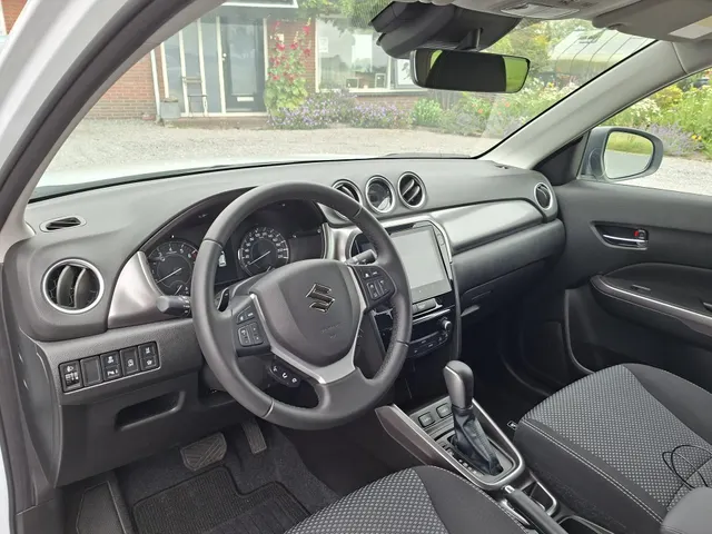 Suzuki Vitara 1.4 Boosterjet Smart Hybrid Select NAVI | PDC | CRUISE | rijklaarprijs !!
