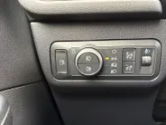 Ford Kuga 2.5 PHEV ST-Line 225PK | Adaptieve Cruise Control | BLIS | Trekhaak | Apple/Android Carplay | Keyless Entry | Climate Control |