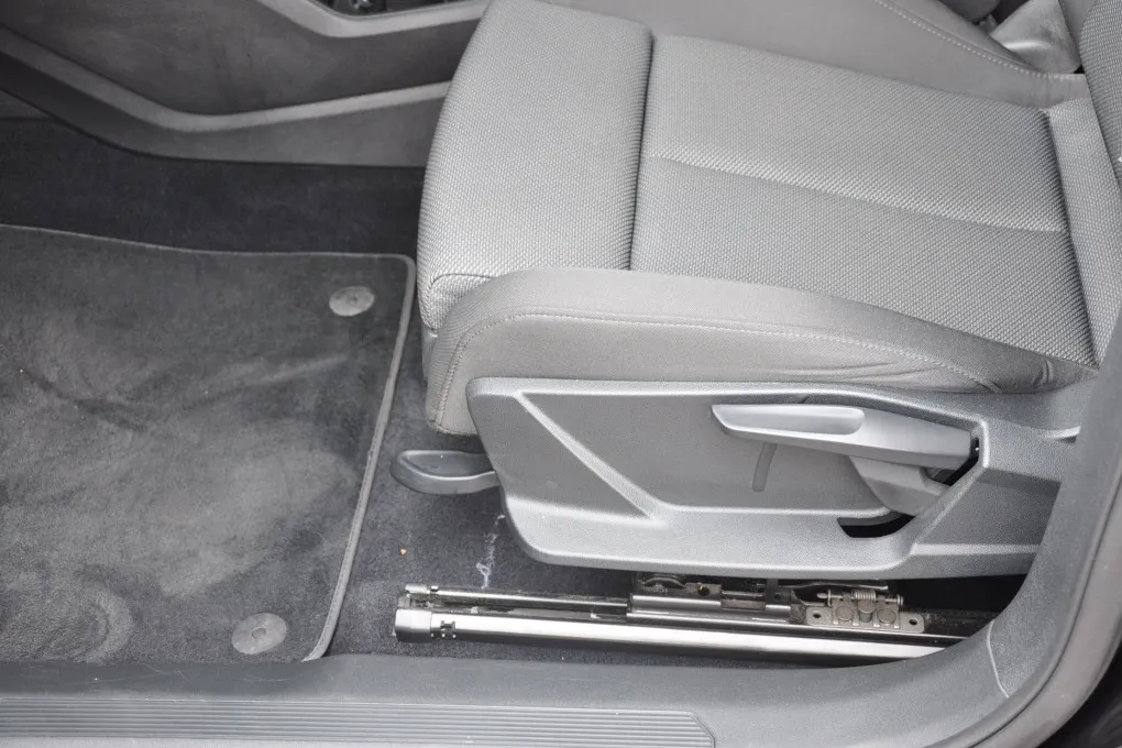 Audi Q4 e-tron 40 L ed AdvPl 77 kWh Climate