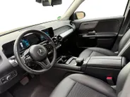 Mercedes-Benz GLB 200 Premium | ELEKTR. TREKHAAK | ELEKTR. KOFFERKLEP | STOELVERWARMING | PDC | APPLE CARPLAY / ANDROID AUTO | 1 JAAR GARANTIE