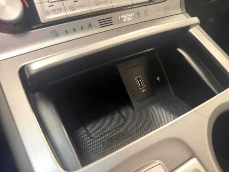 Hyundai Kona EV | 64KWH | COMFORT | SOH 100% | APPLE CARPLAY | CAMERA |