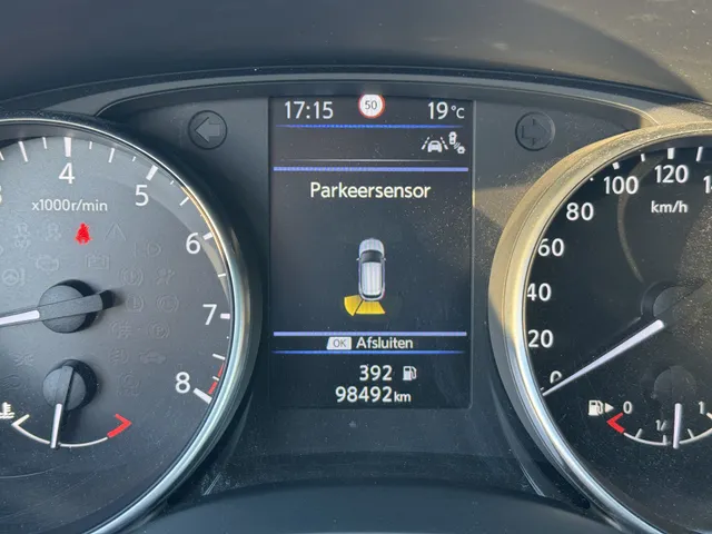 Nissan QASHQAI 1.3 DIG-T Tekna Panoramadak. Trekhaak afneembaar (1.300kg)
