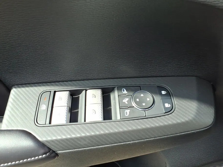 Mitsubishi Outlander 2.4 PHEV Intense Automaat | Navigatie | Airco/Ecc | Pdc/Camera | 8 jaar Garantie