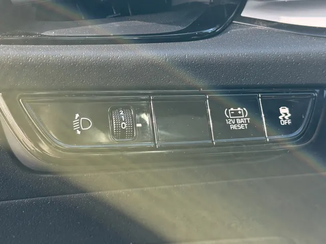 Kia Niro 1.6 GDi Hybrid DynamicLine Automaat