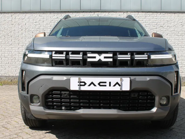 Dacia Duster 1.6 Hybrid 140 Extreme *DEMONSTRATIEWAGEN*
