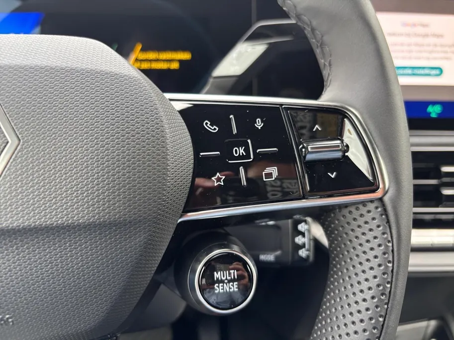 Renault Clio 1.8 Hybrid 160 techno | Pack Winter, Safety & Parking |  NU met €1.300,- Zeeuw & Zeeuw voorraadkorting | Camera |