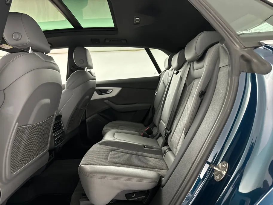 Audi Q8 55 TFSI-e quattro S-Line | Panoramadak | Luchtvering | 21'' L.M. Velgen | SoH 100%