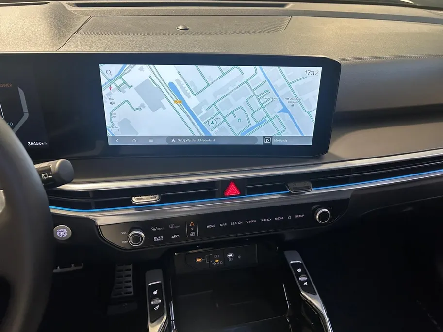 Kia Sorento 1.6 T-GDi Plug-in Hybrid 4WD ExecutiveLine 7p Apple Carplay / Android Auto | Navigatiesysteem | Elektrisch Verstelbare Voorstoelen | Bestuurdersstoel Met Geheugen | Stoelkoeling + Stoelverwarming | Stuurverwarming | Elektrisch Bedienbare Achterklep | Elek