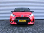 Toyota Yaris 1.5 Hybrid Launch Edition | 17' LM | Clima | Cruise adapt.| PDC V+A | Camera | HUD | Keyless | Navi | 1e eigenaar |
