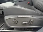 Ford Capri Premium Extended Range RWD 77 kWh | NL auto | DEMO | Adapt. Cruise control | BLIS | Elektrische achterklep | Elek. verstelbare bestuurdersstoel en passagiersstoel | Winter pack | 360 graden camera | Parkeersensoren voor en achter | Bovag garantie |