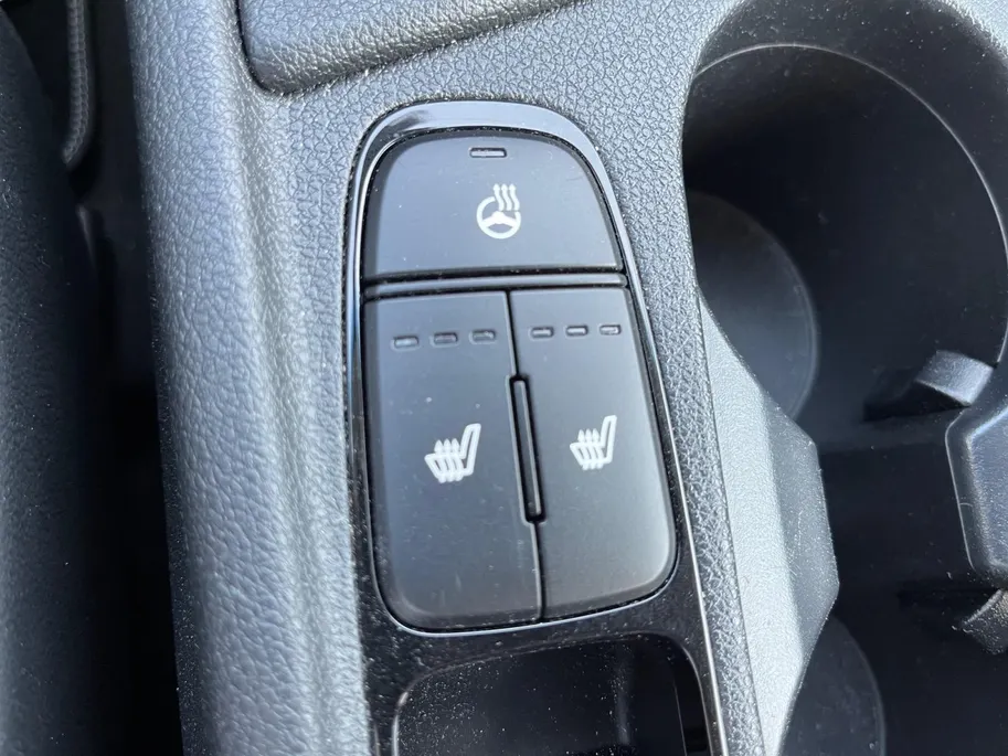 Kia Niro 1.6 GDi Hybrid DynamicPlusLine | Keyless entry | Stoelverwarming | Privacy glass | Dodehoekdetectie