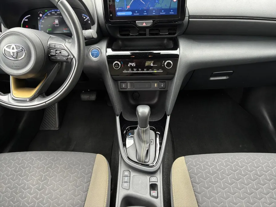 Toyota Yaris Cross 1.5 Hybrid Explore TREKHAAK | LM VELGEN | NAVI