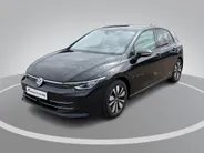 Volkswagen Golf 1.5 eTSI 110KW/150PK Goal · Navigatie · Apple/Android Car Play · Camera + Parkeersensoren · Trekhaak · Garantie t/m 22-07-2027