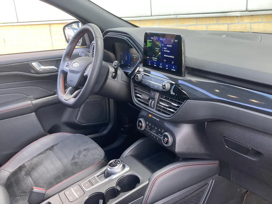 Ford Kuga 2.5 PHEV ST-Line X Elektrisch wegklapbare trekhaak - Panoramadak - 20inch LM Velgen