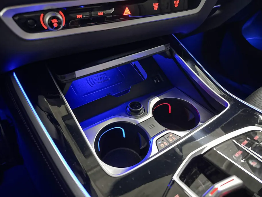 BMW X5 xDrive50e Launch Edition
