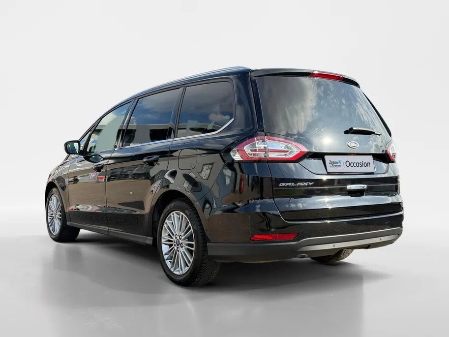 Ford Galaxy 2.5i HEV | Dealer onderhouden | Automaat | Pano dak | BLIS | 7 persoons | Lederen bekleding | Winter pack | Parkeersensoren voor en achter | Achteruitrijcamera | Cruise control | Apple carplay & Android auto | Privacy glas | Bovag garantie |