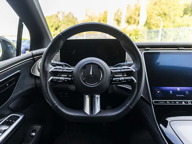 Mercedes-Benz EQE 300 Business Line 89 kWh SOH 95,83%