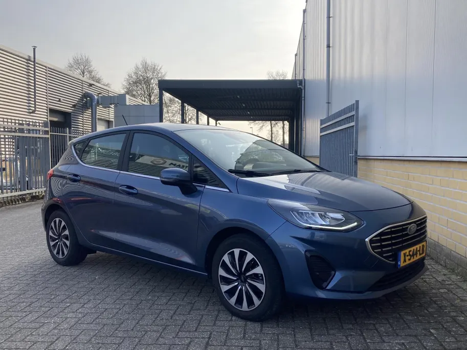 Ford Fiesta 1.0 EcoBoost Hybrid 125 pk Titanium Apple Carplay/Android Auto - Comfort Pack - Winter Pack
