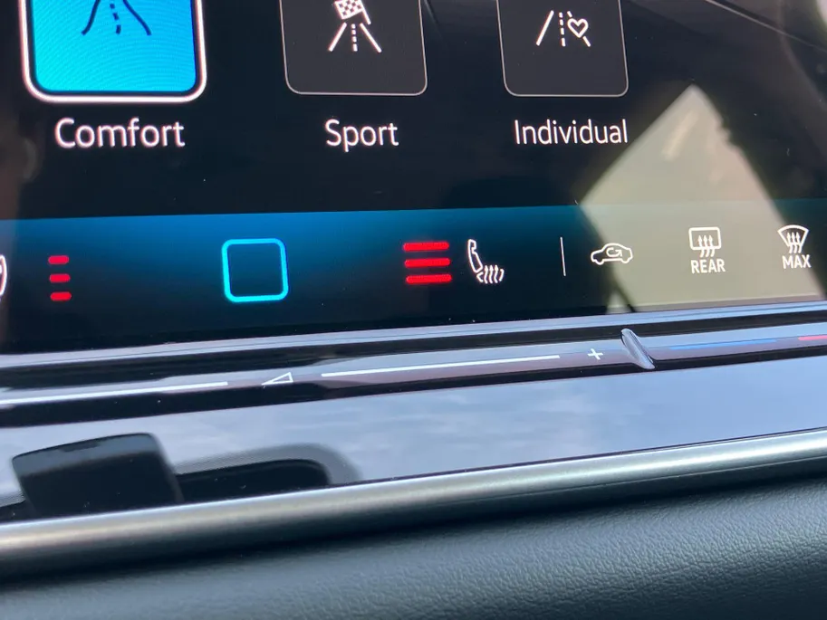 Volkswagen Tayron 1.5eTSI/150PK Life 7p · Navigatie · Trekhaak · 360°Camera + Parkeersensoren · Garantie t/m 29-04-2027