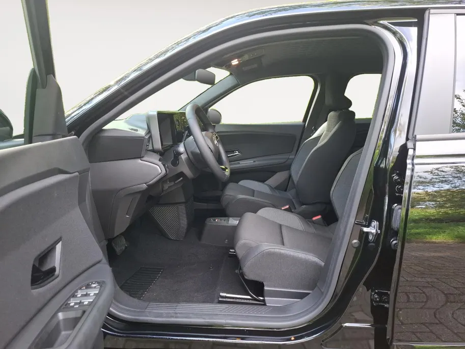 Nissan Micra ENGAGE 40 kWh | €6000.- KORTING | CRUISE | CLIMATE | WARAMTEPOMP | LICHT & REGEN SENSOR |