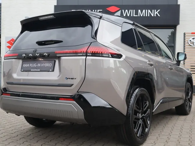 Toyota RAV4 2.5 Phev 300 First Edition | Stoel Verwaming/Verkoeling | Stoel Geheugen | NU TE BESTELLEN