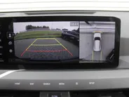 Kia EV5 GT-PlusLine 81.4 kWh | Schuifdak | Stuur-/stoelverwarming + ventilatie | Warmtepomp | 360 Camera | Geheugenstoel | Leer | HUD | LED | 19' LM |