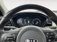 Kia e-Niro ExecutiveLine 64 kWh | Elektrische stoelverstelling | Stoelventilatie | JBL Audio systeem | Elektrisch schuifdak