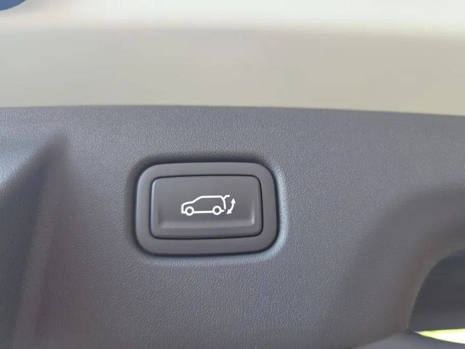 Kia EV3 GT-PlusLine 81.4 kWh | Schuif- kanteldak | Harman Kardon audio systeem | Dodehoek camera | Beschikbaar per 30-09-2026 |