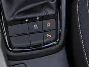 Škoda Scala 1.0TSI/115PK Business Edition · Apple/Android Car Play · Camera + Parkeersensoren · Keyless · Garantie t/m 02-05-2028 of 100000km.