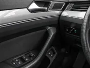 Volkswagen Passat 1.4 TSI 218pk DSG PHEV GTE Business · Camera · Wegklapbare Trekhaak · Apple/Android Car Play · P-Sensoren · 17'' Inch ·