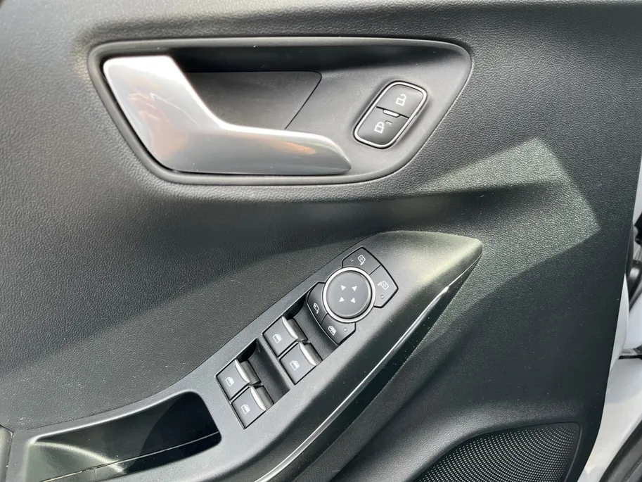 Ford Puma 1.0 EcoBoost Hybrid ST-Line X | Afneembare Trekhaak | Navigatiesysteem | Apple Carplay & Android Auto | 18'' LMV |