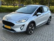Ford Fiesta 1.0 EcoBoost Active ** VOORRUITVERWARMING ** PARKEERSENSOREN ACHTER **