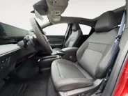 Nissan Leaf Evolve 52 kWh | NISSAN MORE 10 JAAR GARANTIE | 451 KM WLTP | 2500 EURO INRUILPREMIE | SNEL RIJDEN | BOSE | RONDOM CAMERA | CARPLAY |