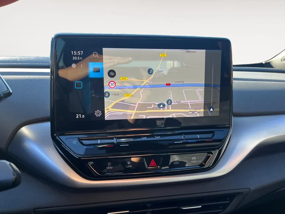 Volkswagen ID.4 Pro 77 kWh Nederlandse auto | WLTP 510km | Trekhaak | CarPlay | Navigatie | Adapt. Cruise | etc.