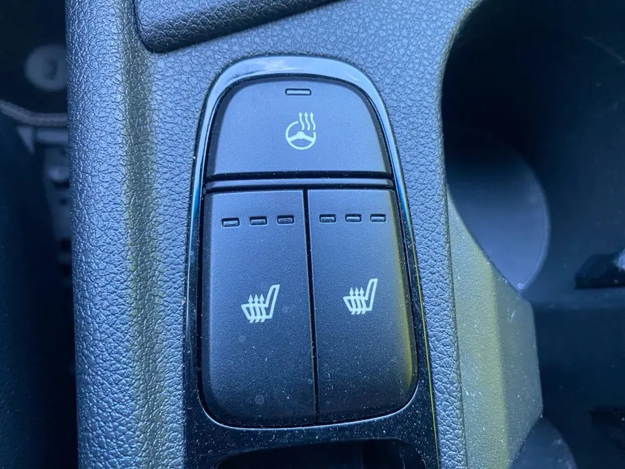 Kia Niro 1.6 GDi Hybrid Style Edition | Climate Control | Trekhaak | Navigatie | Parkeercamera | Stoel + stuurverwarming |