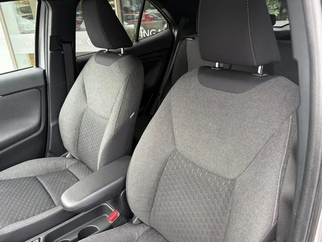 Toyota Yaris Cross 1.5 Hybrid 115 Dynamic | Blindspot | Parkeersensoren V+A