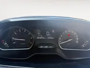 Peugeot 2008 1.2 PureTech Active | Achteruitrijcamera | Apple Carplay & Android Auto | LMV | Airco | Parkeersensoren |