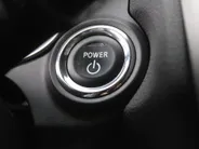Mitsubishi Eclipse Cross 2.4 PHEV Executive | Trekhaak | 18' LM | 360 Camera | Navi | Cruise adapt. | Elek. stoelverstelling | Leer/Alcantara | Stuur-/stoelverwarming | LED |
