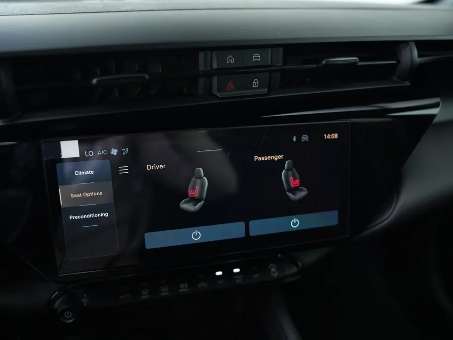 Alfa Romeo Junior Elettrica Speciale 54 kWh | Techno Pack | Navi | Camera | 18'