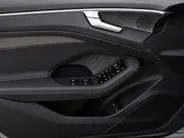 Audi A6 Avant 2.0 e-hybrid Quattro 299pk S edition Competition · 360 Camera · Inklap. Trekhaak · Bang & Olufsen Sound · Head-Up display · Dodehoeksensor · Garantie t/m 09-09-2030 of 100.000km