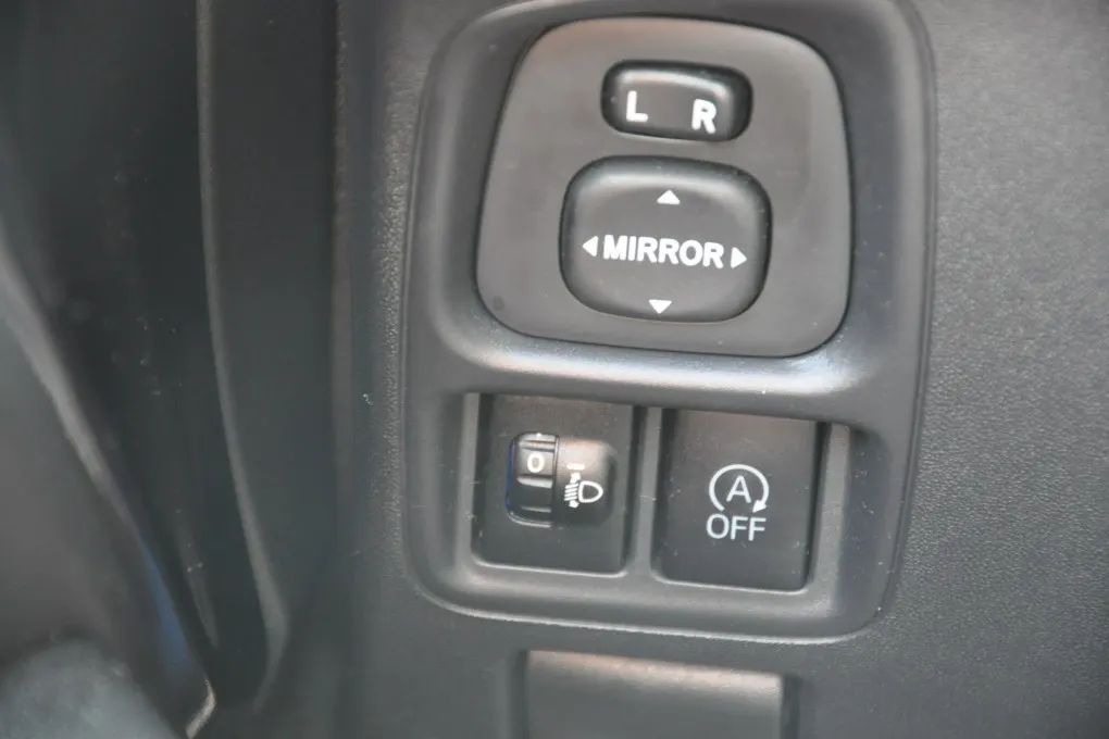 Peugeot 108 1.0 e-VTi Allure Camera Navi