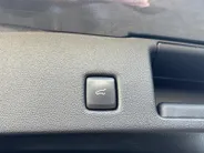 Ford Kuga 2.5 PHEV ST-Line | Winter Pack | Elektr. Achterklep | Dodehoek detectie | Head Up display | Adapt. Cruise Control | 12 maanden garantie! |