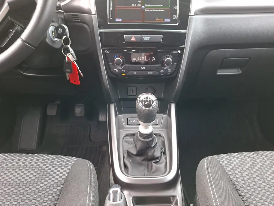 Suzuki Vitara 1.4 Boosterjet Select Smart Hybrid | Dealeronderhouden | Tot 10 jaar garantie! | Trekhaak | 1.500kg trekgewicht